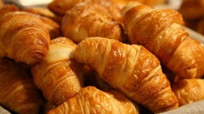 طريقة عمل الكرواسون المالح