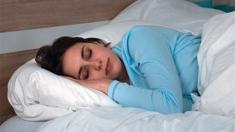 رؤية الخيط والإبرة