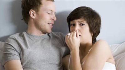 علياء تطلب الطلاق: رائحة فم زوجي لا تُطاق