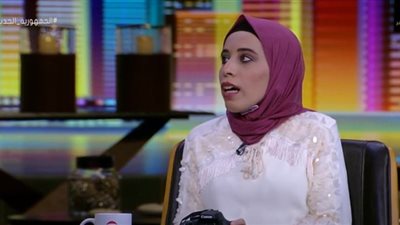 حكاية إسراء إسماعيل.. أول مصورة فوتوغرافية كفيفة | فيديو