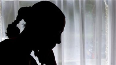 تزوجت شخصًا أكبر مني بـ 13 سنة واكتشفت عيبًا خطيرًا| فيديو