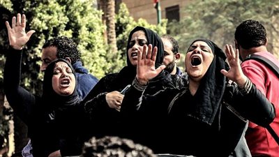 ما حكم النوح والندب على الميت؟.. الإفتاء تجيب