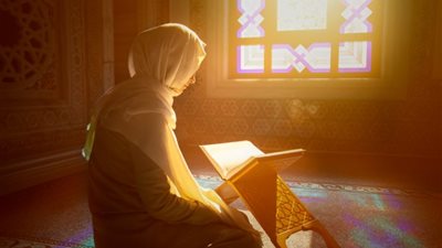 حكم من تاب وعاد للذنب.. الإفتاء توضح 