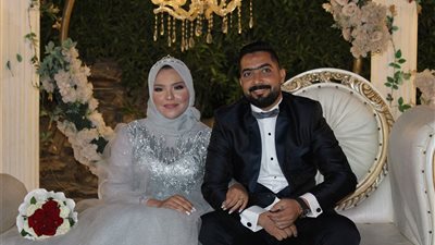 خطوبة محمود حمدي عفيفي على مي أيمن في حفل عائلي