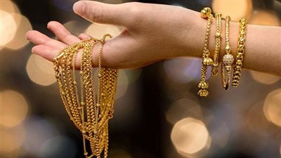 حُكم إخراج زكاة الذهب للنساء.. «الافتاء» تُجيب 
