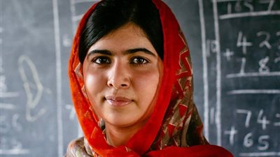 دور المرأة.. سيدات يحصدن جائزة نوبل