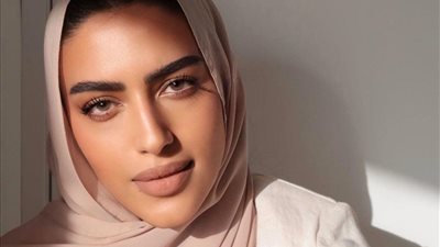 خبيرة تجميل تقدم نصائح لمكياج يناسب الجامعة 