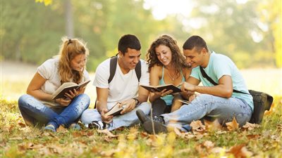 حكايات مثيرة للفتيات مع 