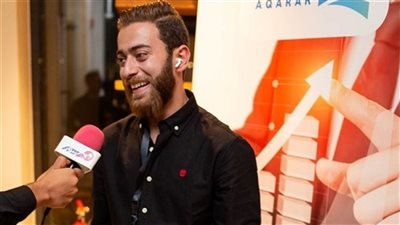 أكرم مجدي يكشف لـ هير نيوز عن مفاجأة سارة في سوق العقارات للمقبلين على الزواج