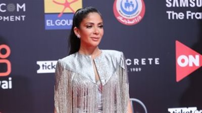 يُعرض في رمضان.. منى زكي تستعد لتصوير «لام شمسية»