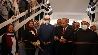 «البحوث الإسلامية» يُقدم 130 إصدارًا علميًا بأسعار مخفضة لطلاب جامعة الأزهر