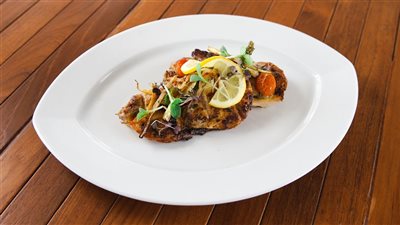 طريقة إعداد وجبة الدجاج المسحب أو المخلي من العظام 