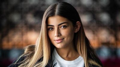 ليلى زاهر تحصل على الإقامة الذهبية بالإمارات