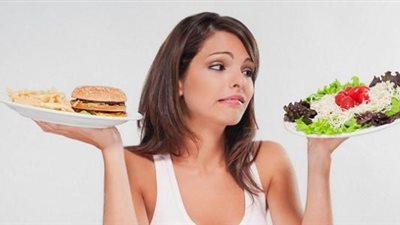 خبير يكشف أفضل طريقة لخسارة الوزن ويحذر النساء من 