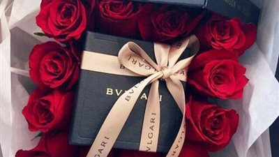 بمناسبة عيد الحب.. 7 أفكار لتقديم الهديا لزوجك 