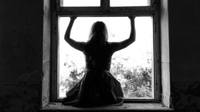 مصرع فتاة سقطت من الطابق السادس في البساتين