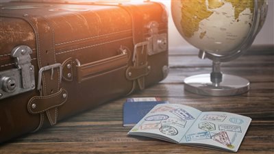 زوجها ورطها.. ضبط سيدة وأطفالها الثلاثة بتأشيرات سفر مزورة