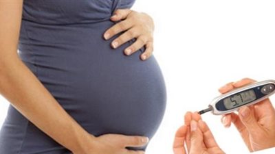 مخاطر الإصابة بسكر الحمل على الأم والجنين