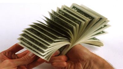 القبض على تاجرة النقد الأجنبي في الدقهلية