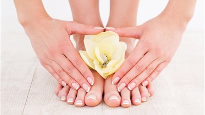 خطوة بخطوة.. طرق عمل الباديكير في المنزل للحفاظ على أظافرك 