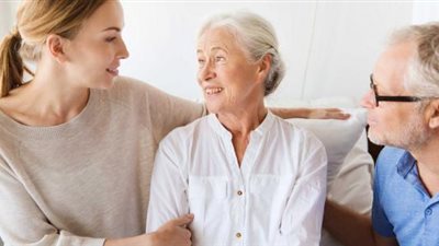 الفشار والبطاطس المقلية.. أطعمة تزيد خطر الإصابة بالزهايمر