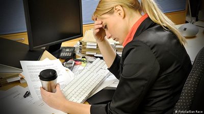 لو اتصابتي في عملك.. اعرفي حقوقك والمستندات المطلوبة للحصول على التأمين