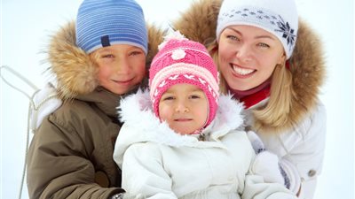 متى يرتدي أطفالك الملابس الشتوية؟.. 