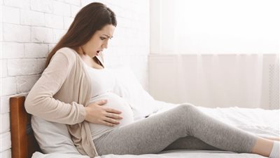 احذري «الطلق الكاذب».. متى تتأكدين من أعراض الولادة الحقيقية؟ 