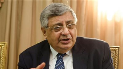 مستشار الرئيس: دخول المنشآت الحكومية للحاصلين على لقاح كورونا فقط| فيديو