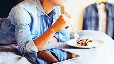 سبب غريب يشعرهم بالإهانة أثناء تناولك الطعام.. أغرب عادات البرتغاليين 