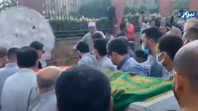 تشييع جثمان الفنانة سهير البابلي من مسجد الشرطة || فيديو 