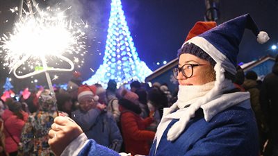 «أضواء الكريسماس».. أبرز طرق الاستعداد لحفل رأس السنة