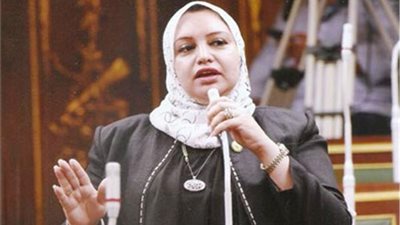 غرامة 10 آلاف جنية للمخالفين.. النائبة سولاف درويش تتقدم بمشروع قانون للنهوض باللغة العربية 