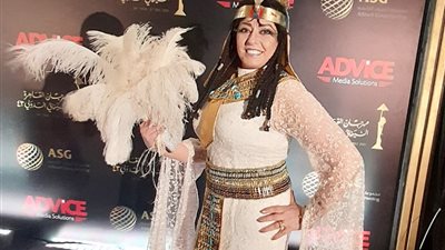 «هربانة من المعبد».. هند عاكف توجه رسالة بعد إطلالتها بالزي الفرعوني