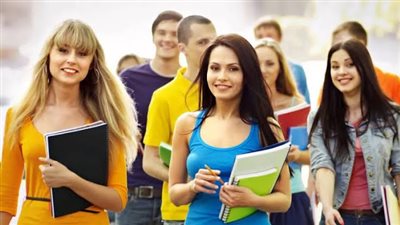 لبنات الجامعة.. أشياء ضرورية يجب عليكِ مراعاتها عند اختيار تخصصك في الكلية