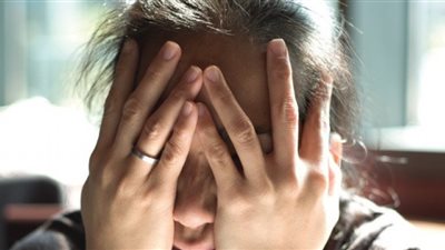 أخافني ليهرب من التزامات الطلاق.. «رباب» تلجأ للخلع من دجال مزيف