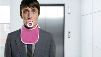 استشاري نفسي: «الرجل ابن أمه.. لم يُفطم»