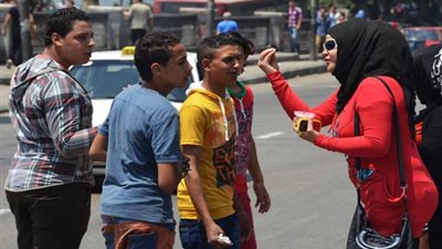 «لو لمّح اسجنيه».. كيف تحصلين على حقك في قانون التحرش الجديد؟