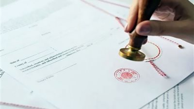 «بساعد الشباب».. اعترافات «بنت الأكابر» أشهر مزورة شهادات وكارنيهات