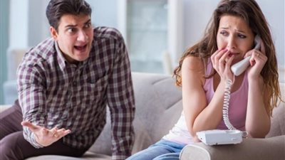  الإفتاء عن إهانة الزوج لزوجته: «المسلم ليس فاحشًا»