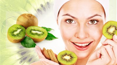 «قناع الليمون والعسل».. 5 خلطات طبيعية لتوحيد لون البشرة