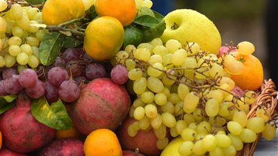 أسعار الفاكهة في الأسواق اليوم الأربعاء.. الفراولة بـ 8 جنيهات