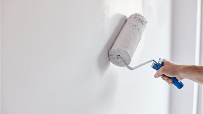 مش محتاجة دهان.. 9 أفكار غير مكلفة لإخفاء تشوهات الجدران