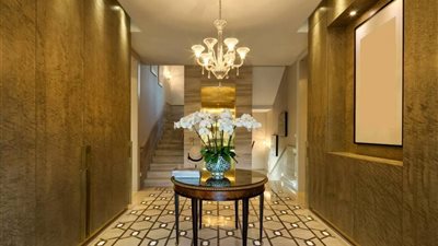 «كلاسيكي وعصري».. أفكار سهلة لديكور مدخل المنزل| صور