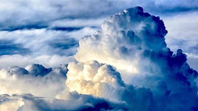 تفسير رؤية السحاب في المنام للعزباء والمتزوجة والحامل