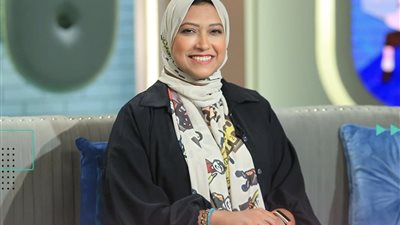 أخصائية نفسية تكشف للأمهات محاذير التعامل مع الابن المراهق 