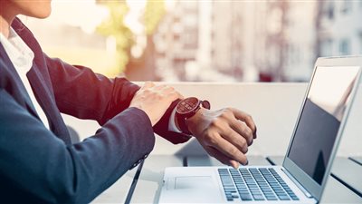 «حماية من الإجهاد والتوتر».. تأثير تنظيم الوقت في تحقيق النجاح والإنجازات