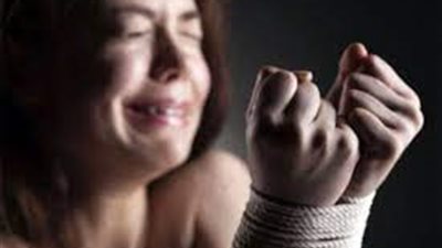 احتجز زوجته ونجليه.. مصرع عنصر إجرامي على يد قوات أسيوط  