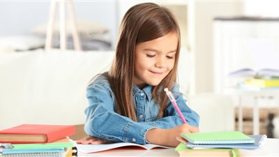 «خليهم يناموا».. 6 نصائح تساعد على الاستعداد لامتحانات نصف العام