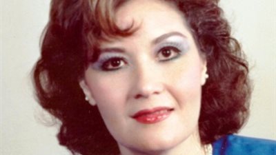 وفاة الإعلامية الكبيرة عزة الإتربي عن عمر 74 عامًا